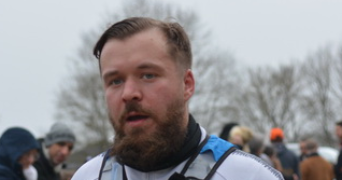 florian pet sitter à CHILLEURS AUX BOIS 45170_0