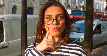 anne pet sitter à PARIS 09 75009_2