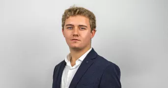 pierre-louis pet sitter à MARCQ EN BAROEUL 59700