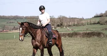 zoe  pet sitter à GRIGNON 21150