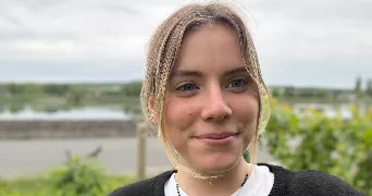 claire pet sitter à LA GARENNE COLOMBES 92250