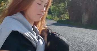 justine pet sitter à AMBERT 63600