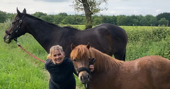 selma pet sitter à ST HERBLAIN 44800_1