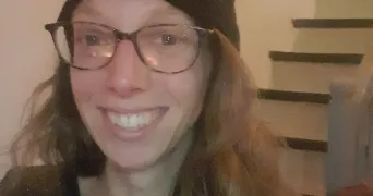 anne pet sitter à Villechenève 69770