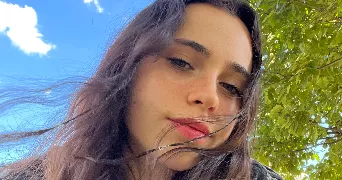 louise pet sitter à PARIS 15 75015