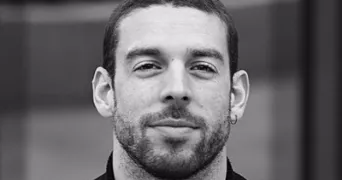 matthias pet sitter à VERSAILLES 78000