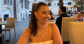 tais pet sitter à MILLY LA FORET 91490_1