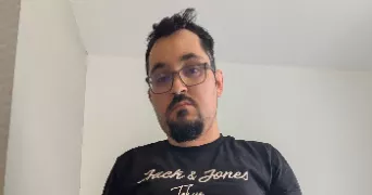 antony pet sitter à LE MANS 72100