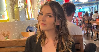 camille pet sitter à FONTENAY AUX ROSES 92260