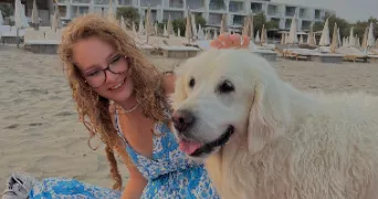 louane pet sitter à MONTELIER 26120