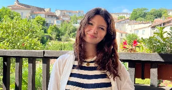 sarah pet sitter à CAMBES 33880