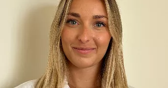 laurène pet sitter à ALLAUCH 13190