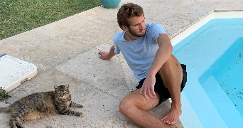 louis pet sitter à PARIS 09 75009_1