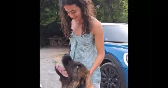 sabina pet sitter à PARIS 20 75020