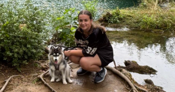 elisa pet sitter à CHAMPGUYON 51310_1