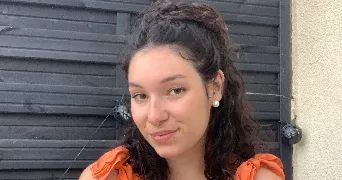 sarah pet sitter à RIVIERES 16110