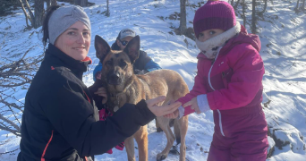 florence pet sitter à L ESCALE 04160_2