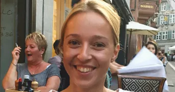 elena pet sitter à MARSEILLE 08 13008