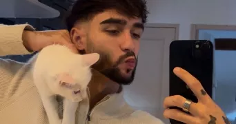 adam pet sitter à LE CRES 34920