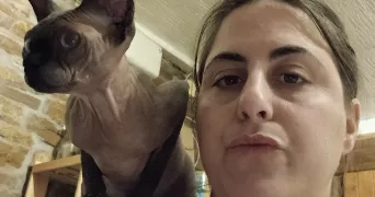 maud pet sitter à MACORNAY 39570