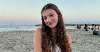 julie pet sitter à LES MATELLES 34270