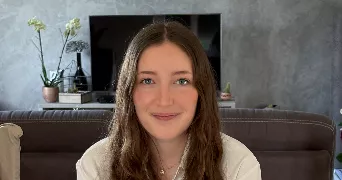 justine pet sitter à BONSON 42160