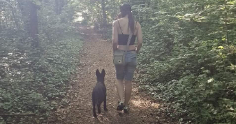 gladys pet sitter à AUDUN LE ROMAN 54560