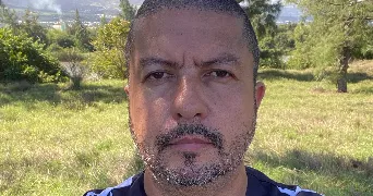 sylvain pet sitter à GAREOULT 83136
