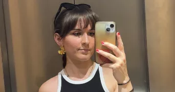 louise pet sitter à PARIS 13 75013