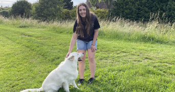 jeanne pet sitter à FERE CHAMPENOISE 51230_0