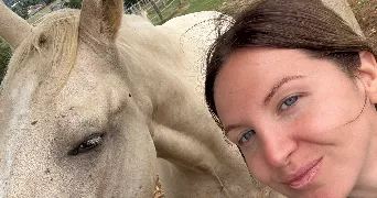 aurélie pet sitter à CONDE SUR MARNE 51150