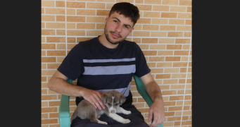 lucas pet sitter à COURBEVOIE 92400_1