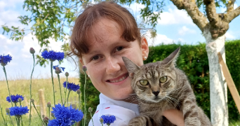 lea pet sitter à SACQUENVILLE 27930_0