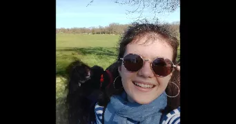 estelle pet sitter à VAUX 03190