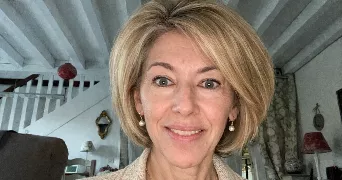 magali dog sitter à LA CHAPELLE LONGUEVILLE 27950