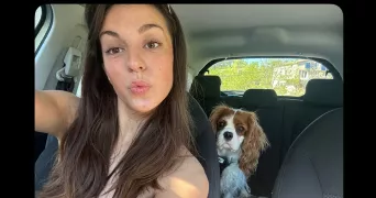 léa pet sitter à LES OLLIERES SUR EYRIEUX 07360
