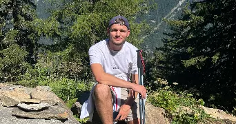 theo pet sitter à MONTMERLE SUR SAONE 01090