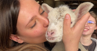 maëlle pet sitter à INZINZAC LOCHRIST 56650_2