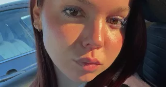 léa pet sitter à BESSINES SUR GARTEMPE 87250