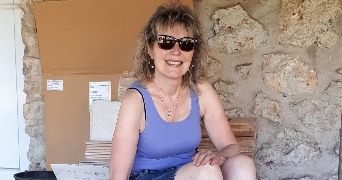 melanie pet sitter à  94350