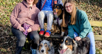 célia pet sitter à ST LEGER LES DOMART 80780_1