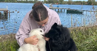lucie pet sitter à HOLVING 57510