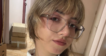 yelyzaveta pet sitter à CORTE 20250_2