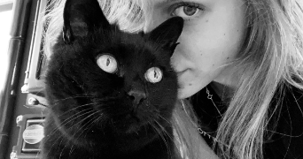 ludivine pet sitter à PARIS 08 75008_1