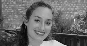 Louise pet sitter à MEUDON 92190