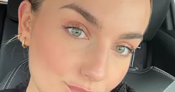 camille pet sitter à AUXERRE 89000