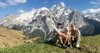 sarah pet sitter à ST HOSTIEN 43260