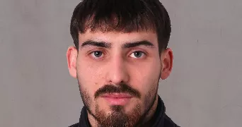 nils pet sitter à LE THOLONET 13100