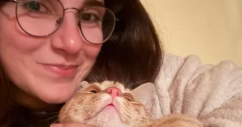 lara pet sitter à  06320