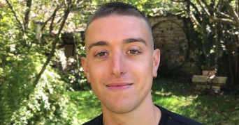 léo pet sitter à JOURNANS 01250_0